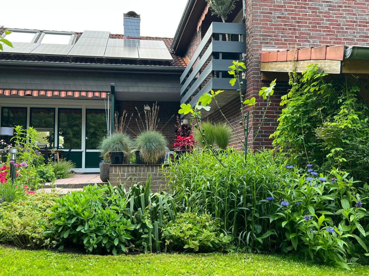 Aussergewoehnliches Haus Mit Sauna, Kamin Und Garten Wilhelmshaven Ngoại thất bức ảnh